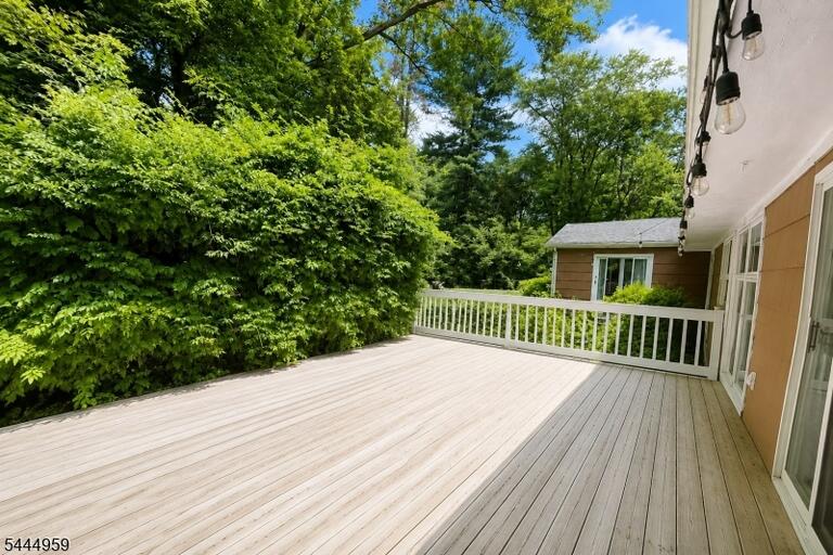 Property listing MLS 4039058 photo 42