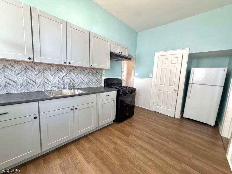 Property listing MLS 4039068 photo 8