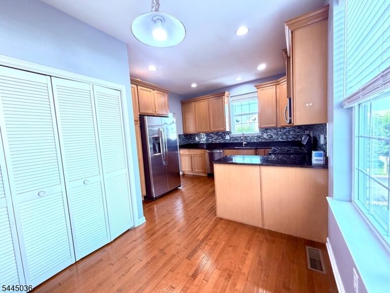 Property listing MLS 4039107 photo 7