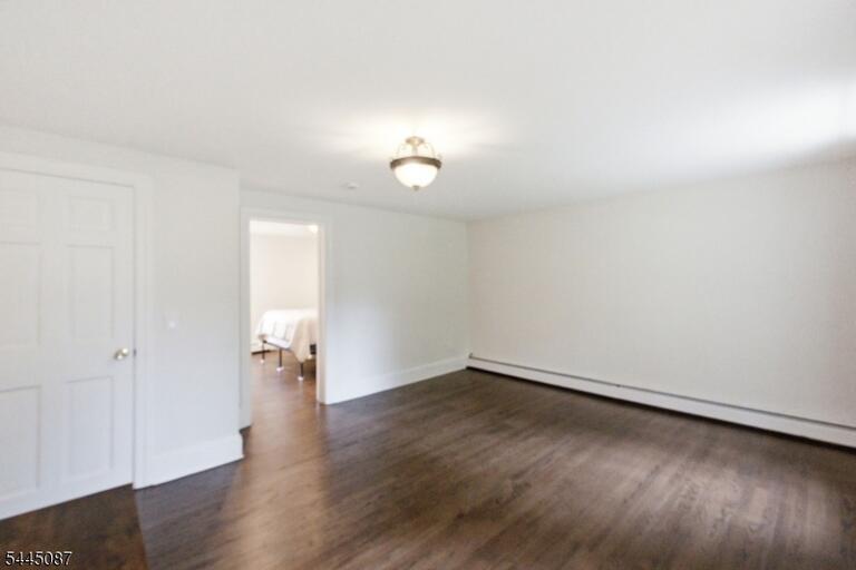 Property listing MLS 4039170 photo 11
