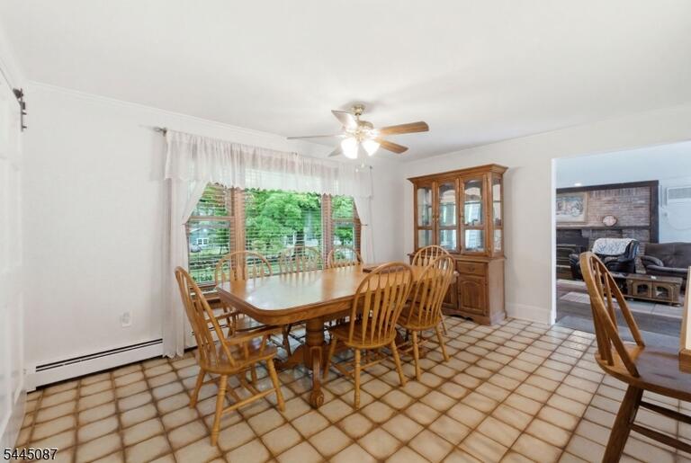 Property listing MLS 4039170 photo 14