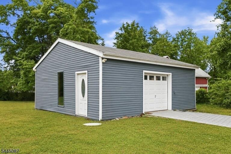 Property listing MLS 4039170 photo 41