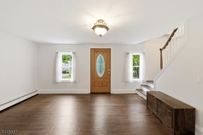 Property listing MLS 4039170 photo 9