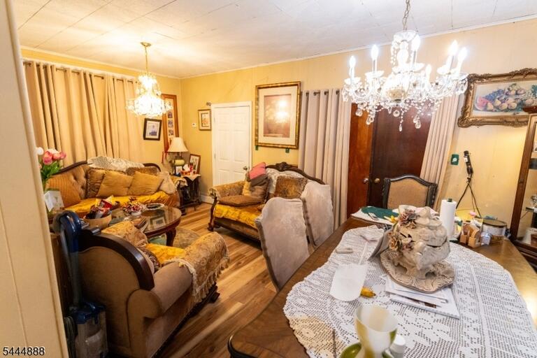 Property listing MLS 4039255 photo 4