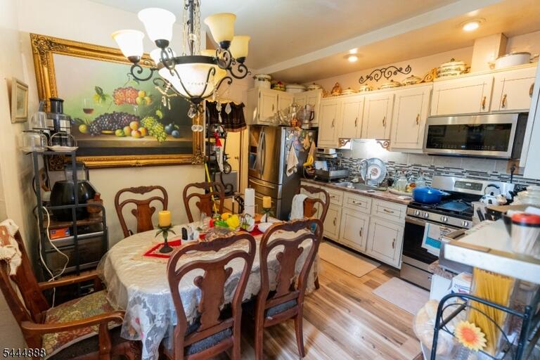 Property listing MLS 4039255 photo 5