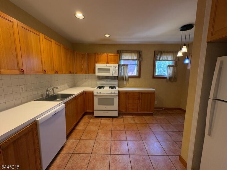 Property listing MLS 4039293 photo 9