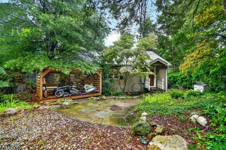 Property listing MLS 4039322 photo 7