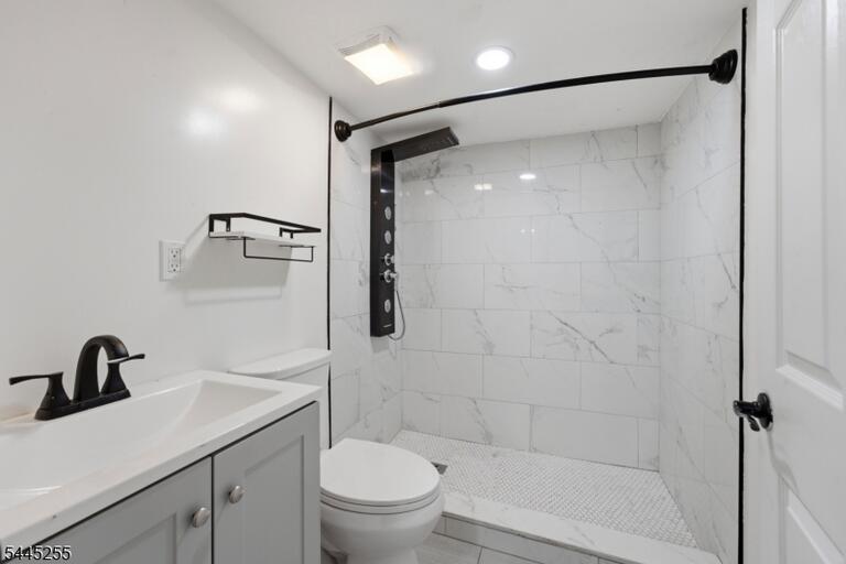 Property listing MLS 4039339 photo 27