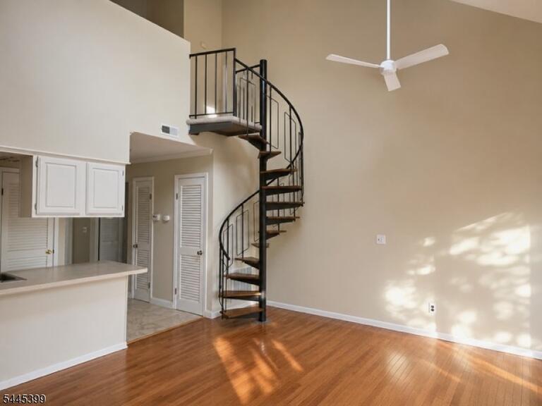 Property listing MLS 4039450 photo 2