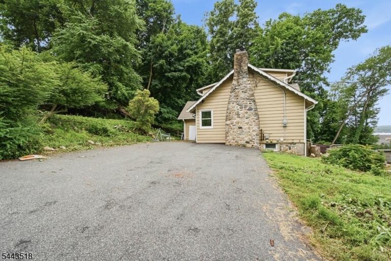 Property listing MLS 4039543 photo 30