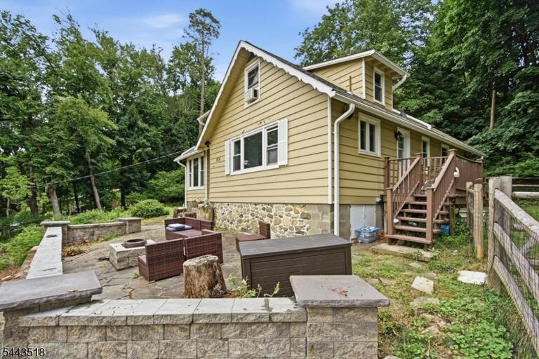 Property listing MLS 4039543 photo 6