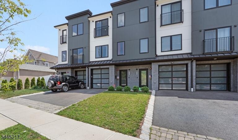 Property listing MLS 4039568 photo 23