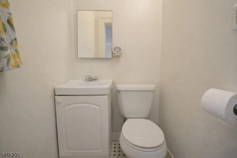 Property listing MLS 4039739 photo 6
