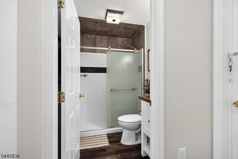 Property listing MLS 4039913 photo 10