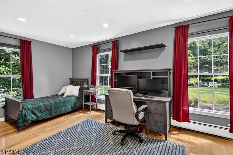Property listing MLS 4039913 photo 21