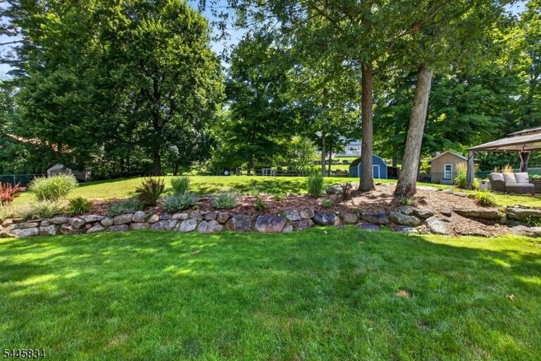 Property listing MLS 4039913 photo 30