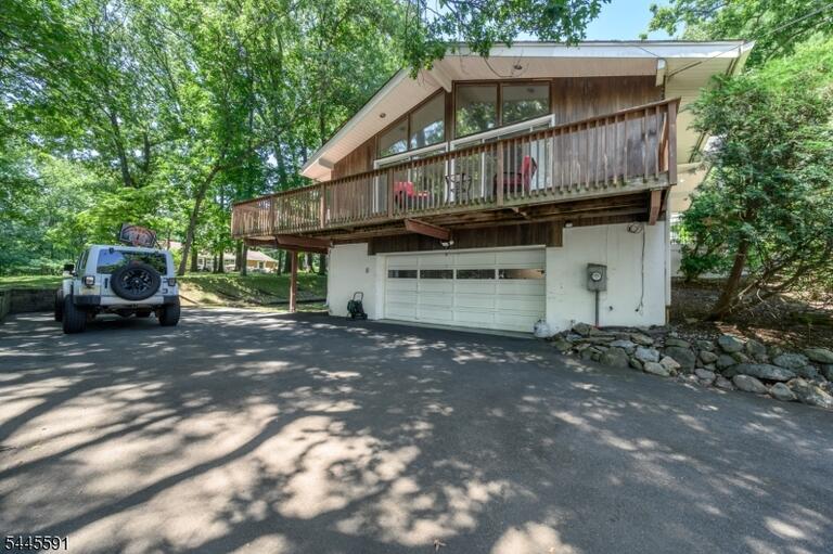Property listing MLS 4039950 photo 42