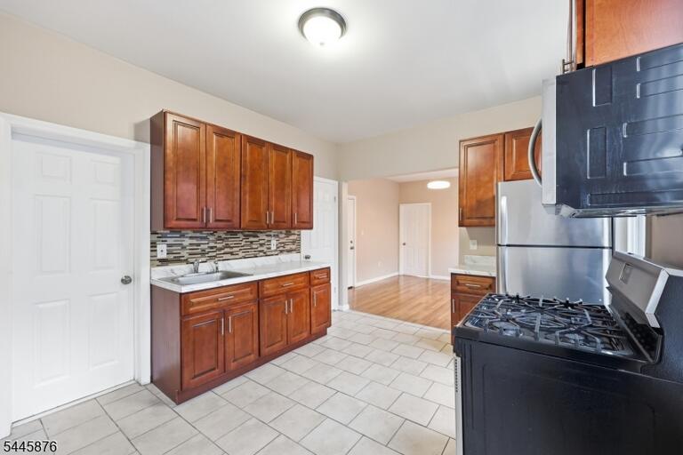Property listing MLS 4039954 photo 6