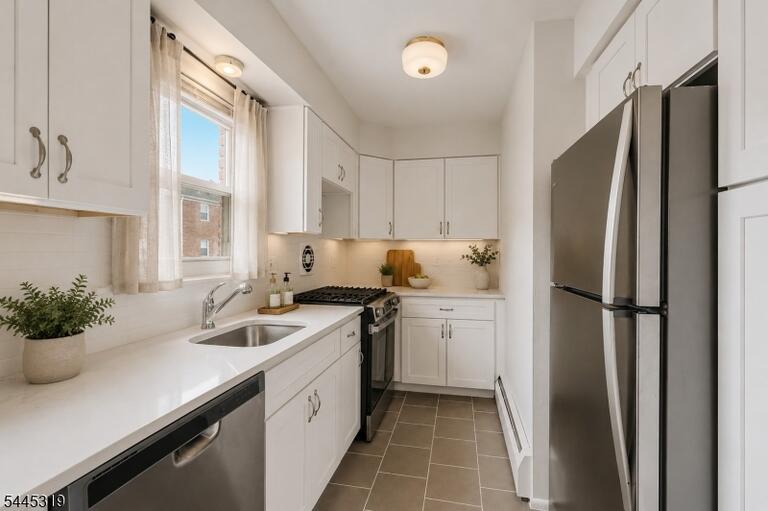 Property listing MLS 4039979 photo 4