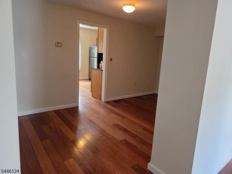 Property listing MLS 4040155 photo 6