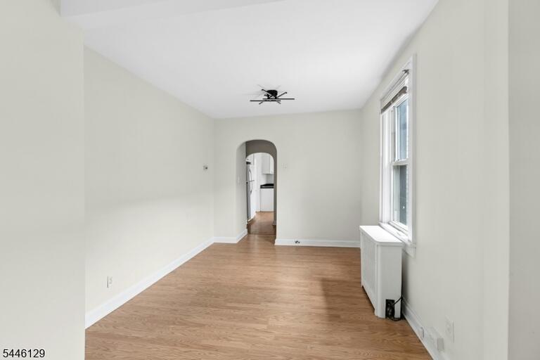 Property listing MLS 4040160 photo 15