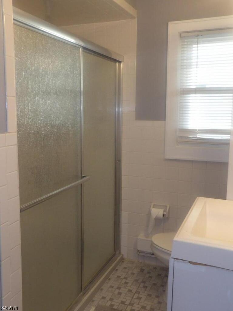 Property listing MLS 4040172 photo 13