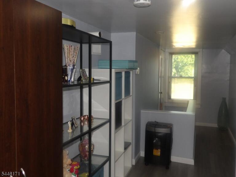 Property listing MLS 4040172 photo 21