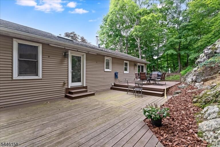 Property listing MLS 4040191 photo 20