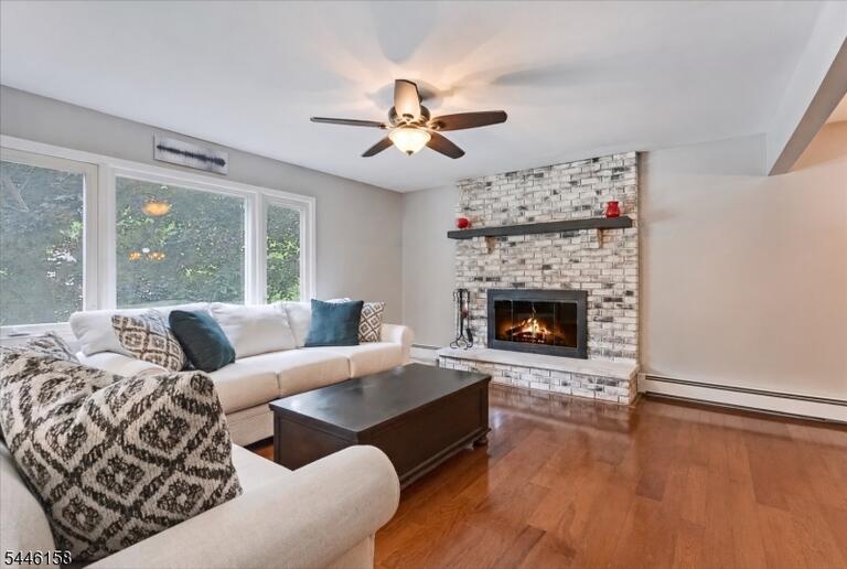 Property listing MLS 4040191 photo 9