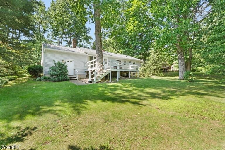 Property listing MLS 4040193 photo 23