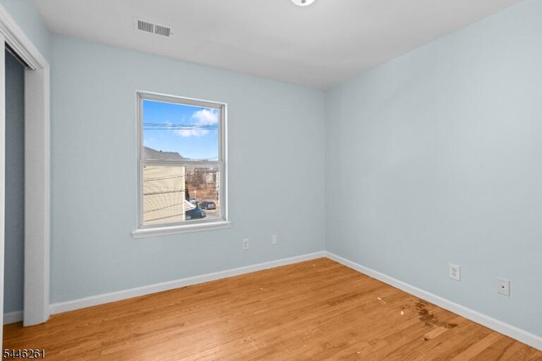 Property listing MLS 4040246 photo 10