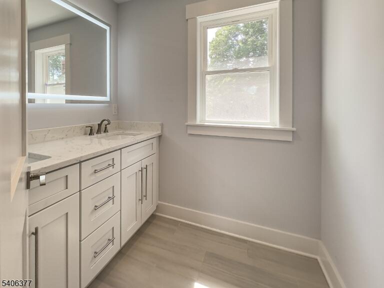 Property listing MLS 4040285 photo 24