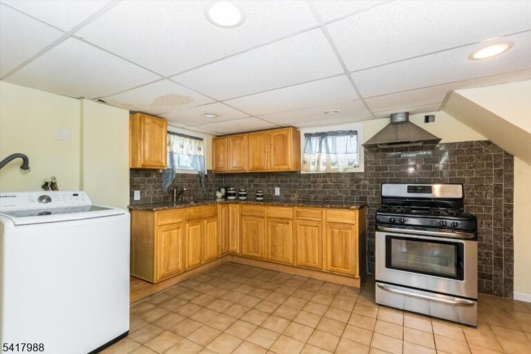 Property listing MLS 4040293 photo 22