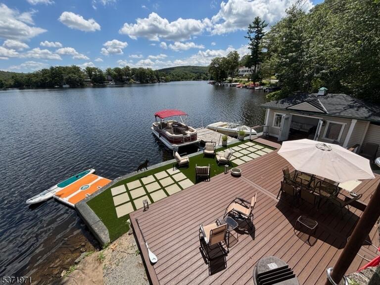 Property listing MLS 4040378 photo 26