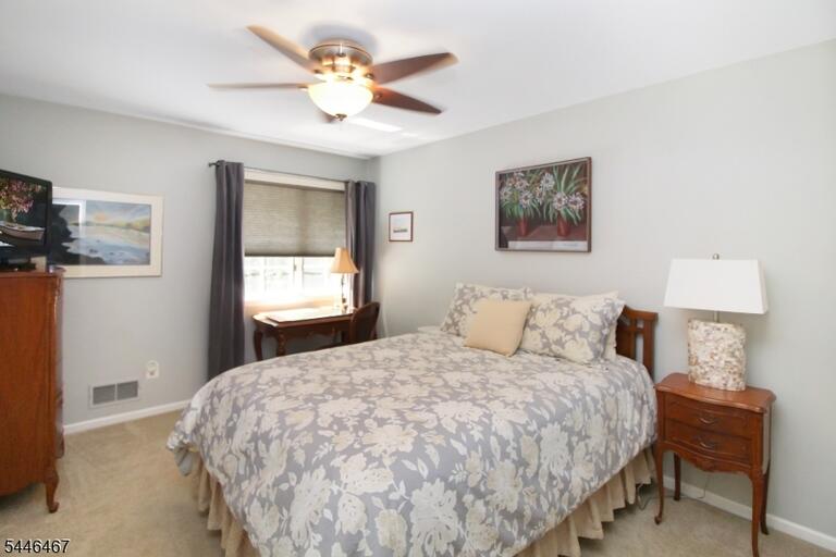 Property listing MLS 4040460 photo 25
