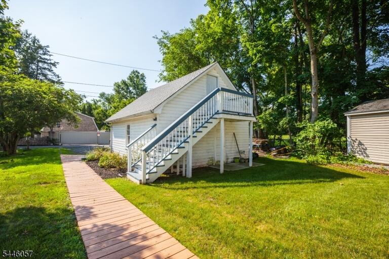 Property listing MLS 4040604 photo 32