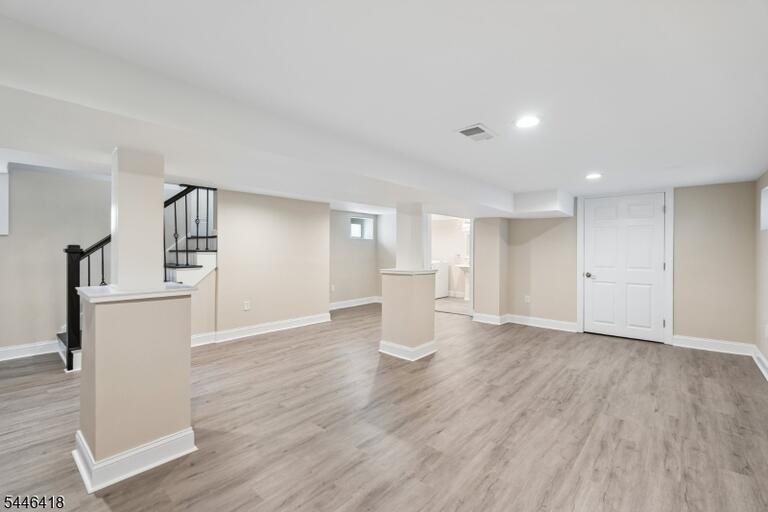 Property listing MLS 4040653 photo 11