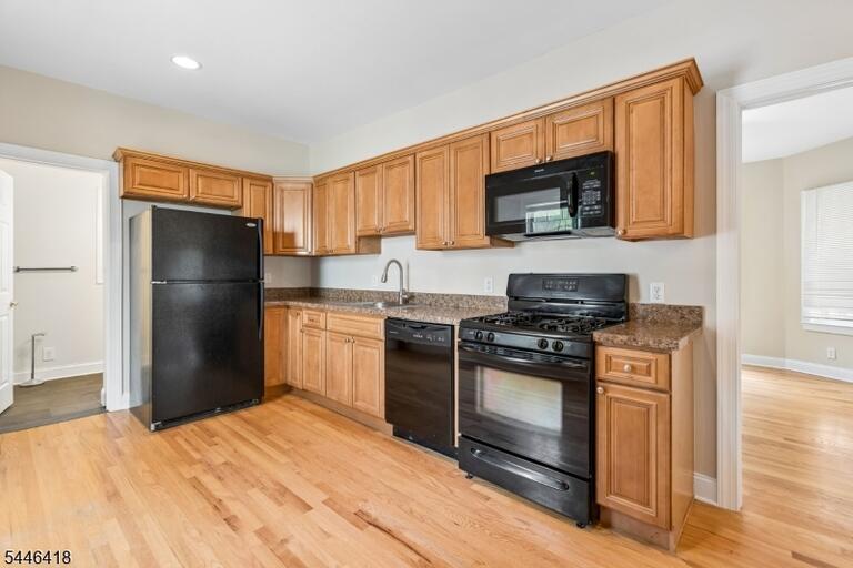Property listing MLS 4040653 photo 7