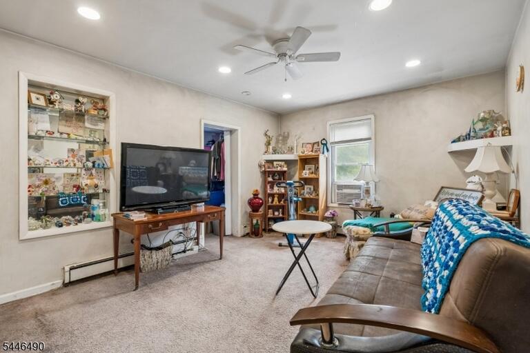 Property listing MLS 4040908 photo 17