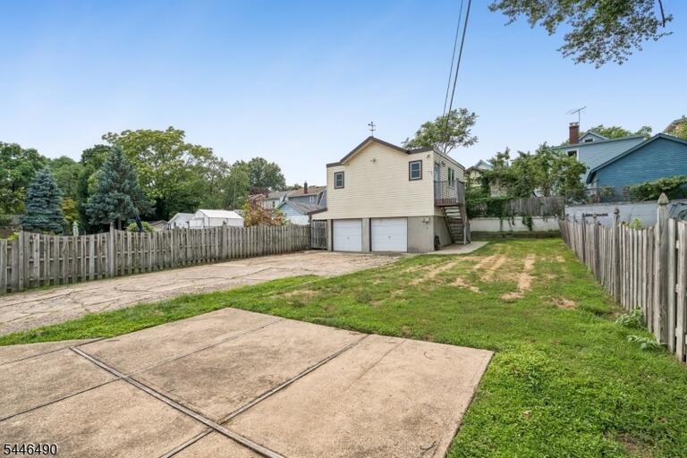 Property listing MLS 4040908 photo 28