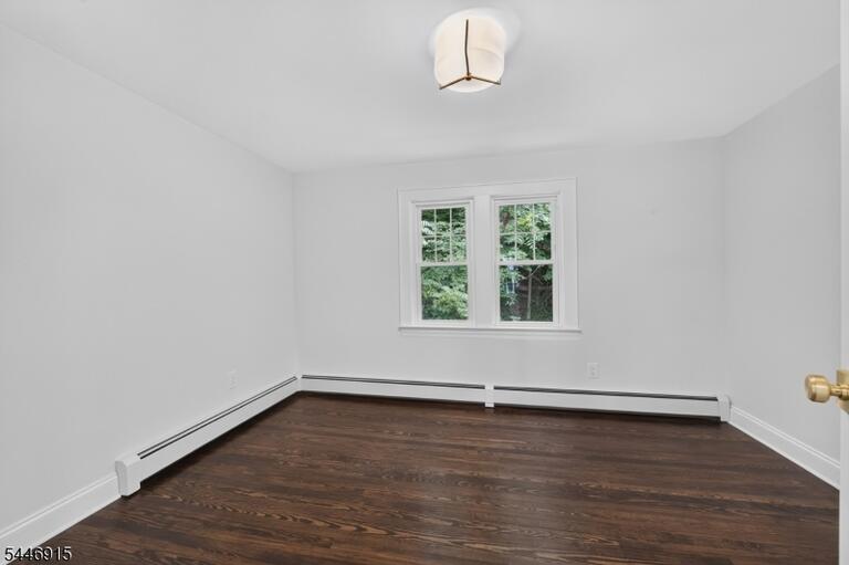 Property listing MLS 4040957 photo 5