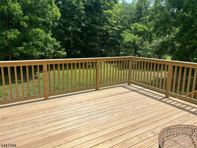Property listing MLS 4040984 photo 8