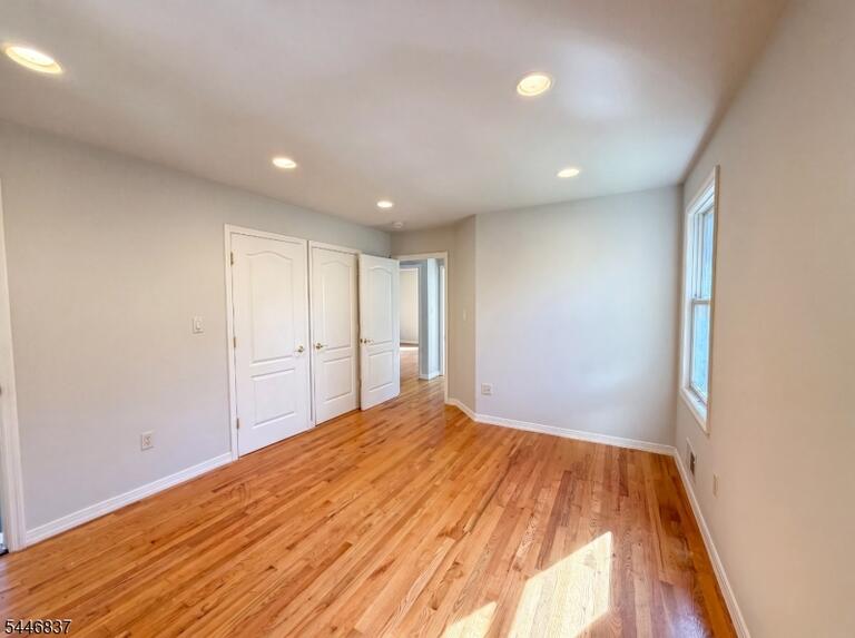 Property listing MLS 4041098 photo 10