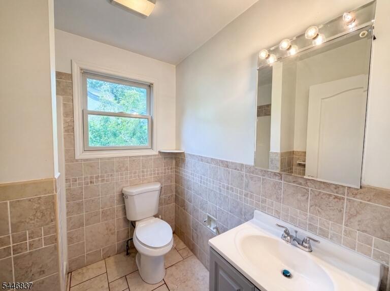 Property listing MLS 4041098 photo 15