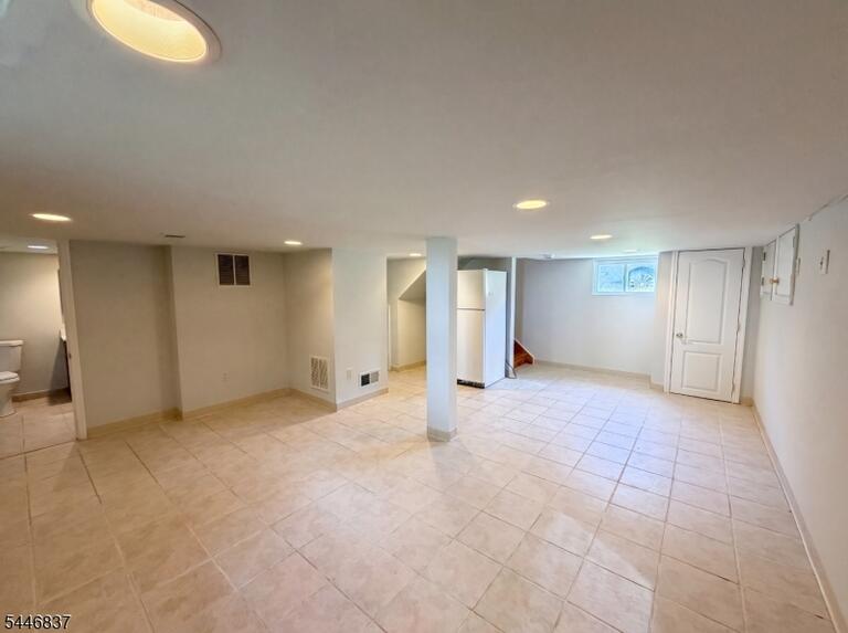 Property listing MLS 4041098 photo 18