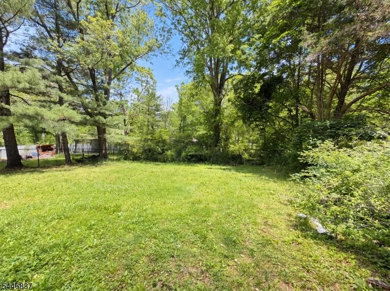 Property listing MLS 4041098 photo 23