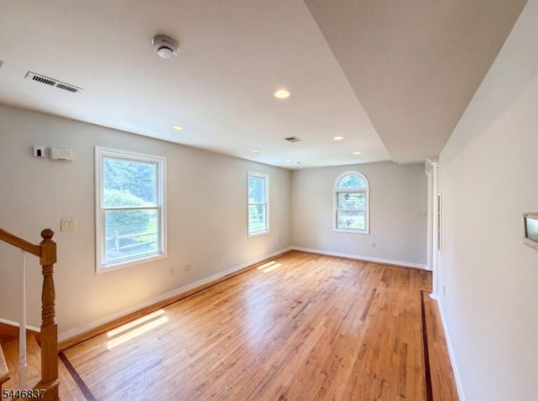 Property listing MLS 4041098 photo 8