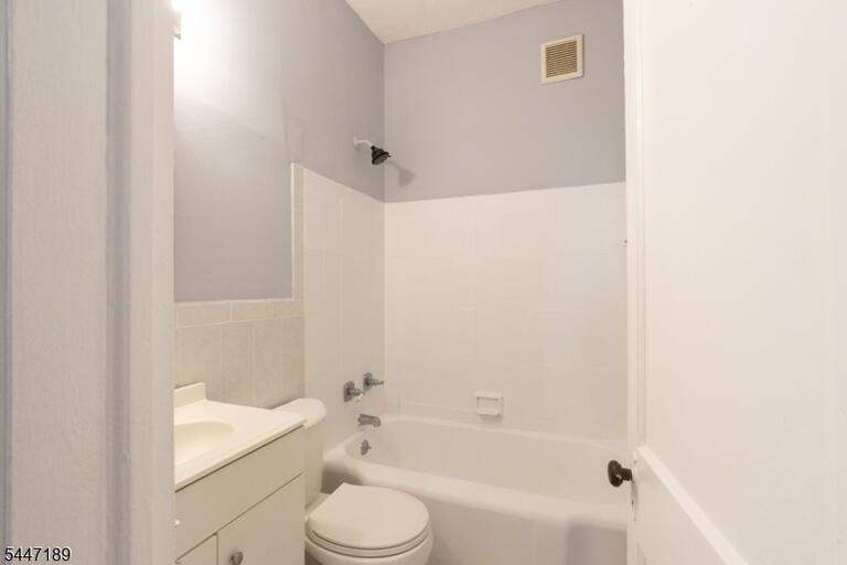 Property listing MLS 4041106 photo 5