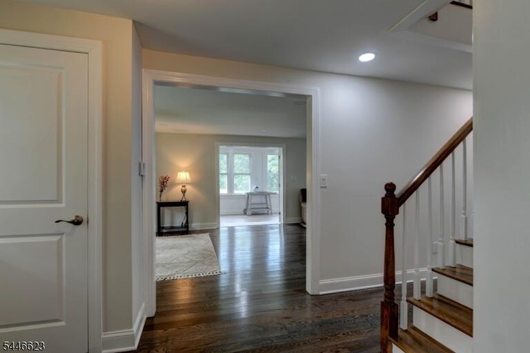 Property listing MLS 4041110 photo 4