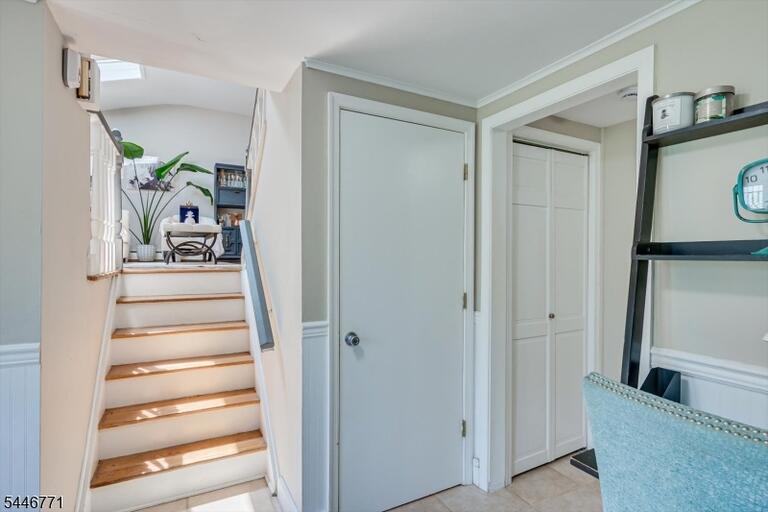 Property listing MLS 4041203 photo 6